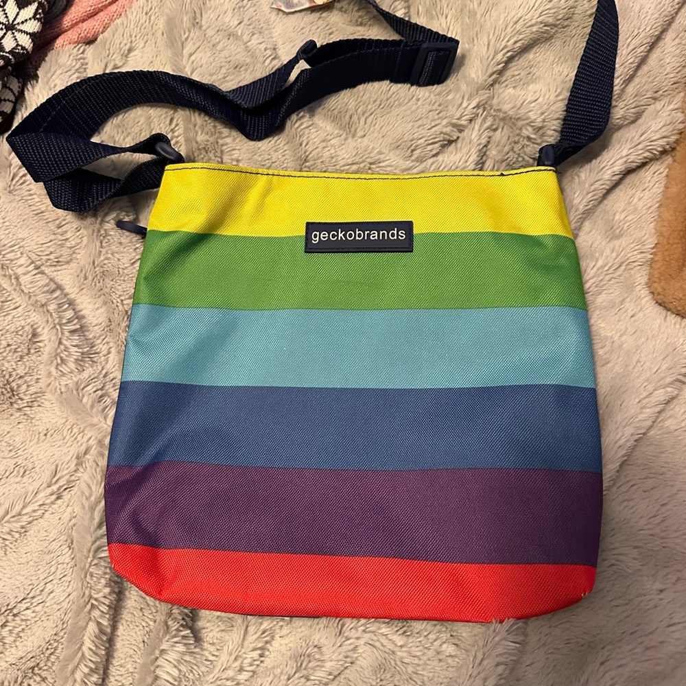 Geckobrands Rainbow Striped Crossbody Bag